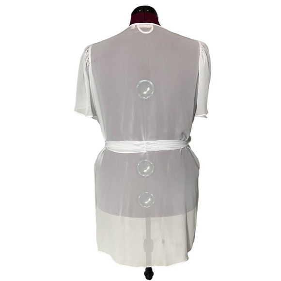 La Vie en Rose Chiffon Kimono Length Robe with Floral Lace Collar & Cap Sleeves - Picture 9 of 13